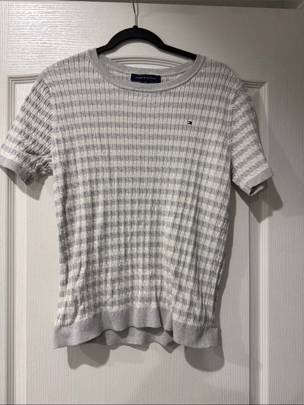 Tommy Hilfiger Short-Sleeve Ribbed Knit Sweater in Light Gray and White